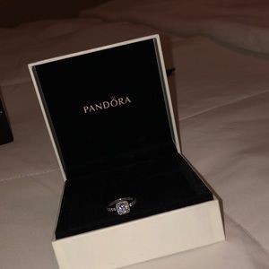 Pandora ring